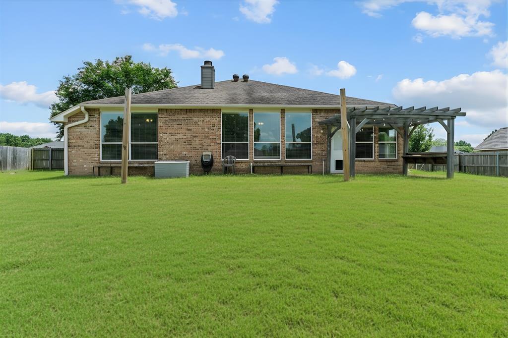 Woodlands Sanders - Residential