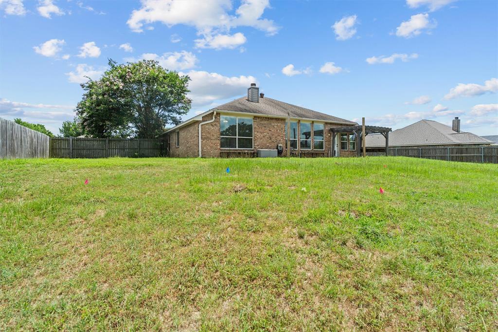 Woodlands Sanders - Residential