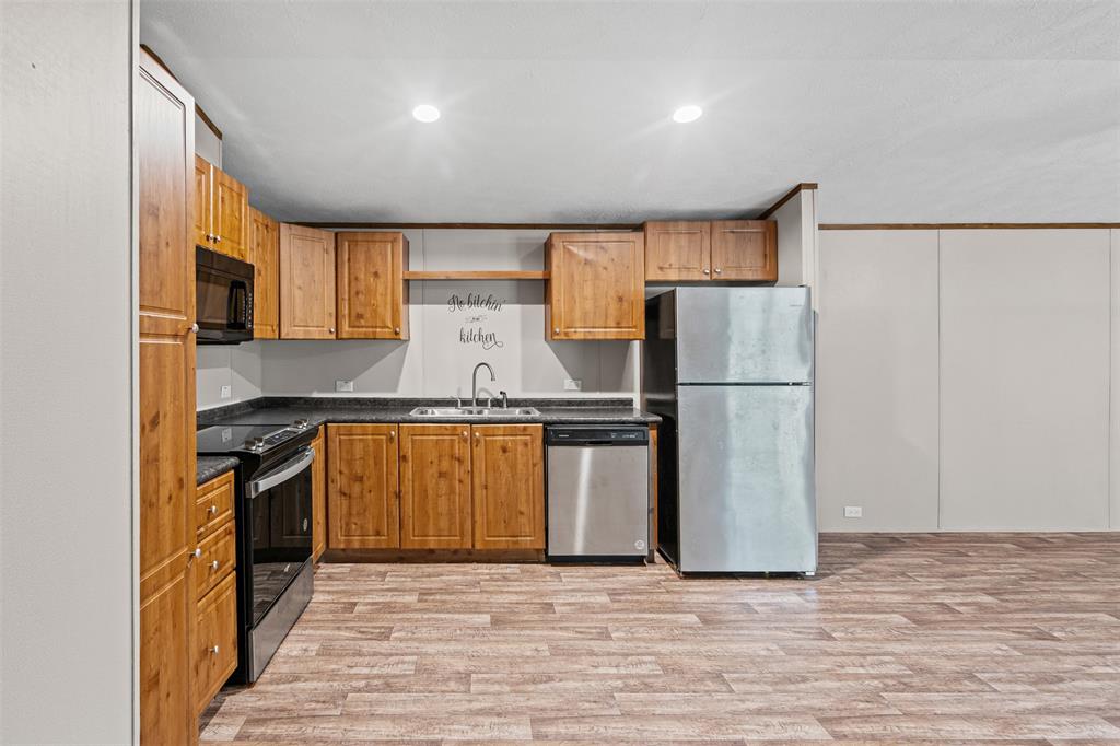 Runaway Bay Unit 7a - Residential