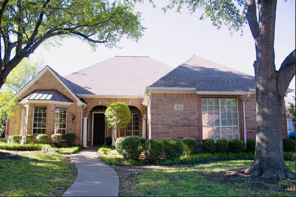 824 Parkwood Court