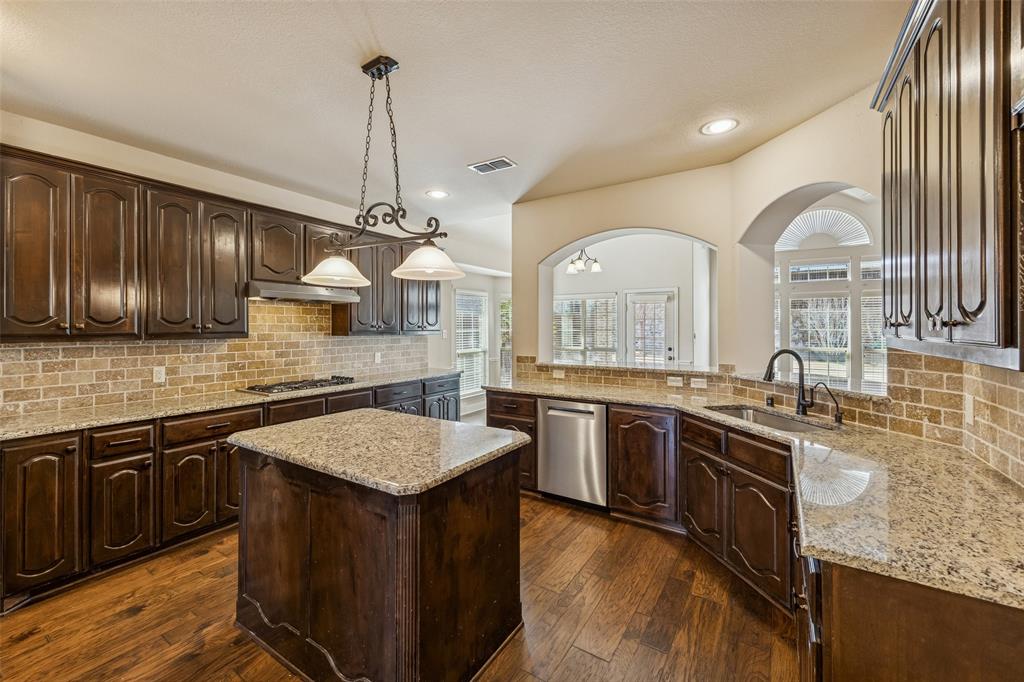 6401 Abbotsford Drive