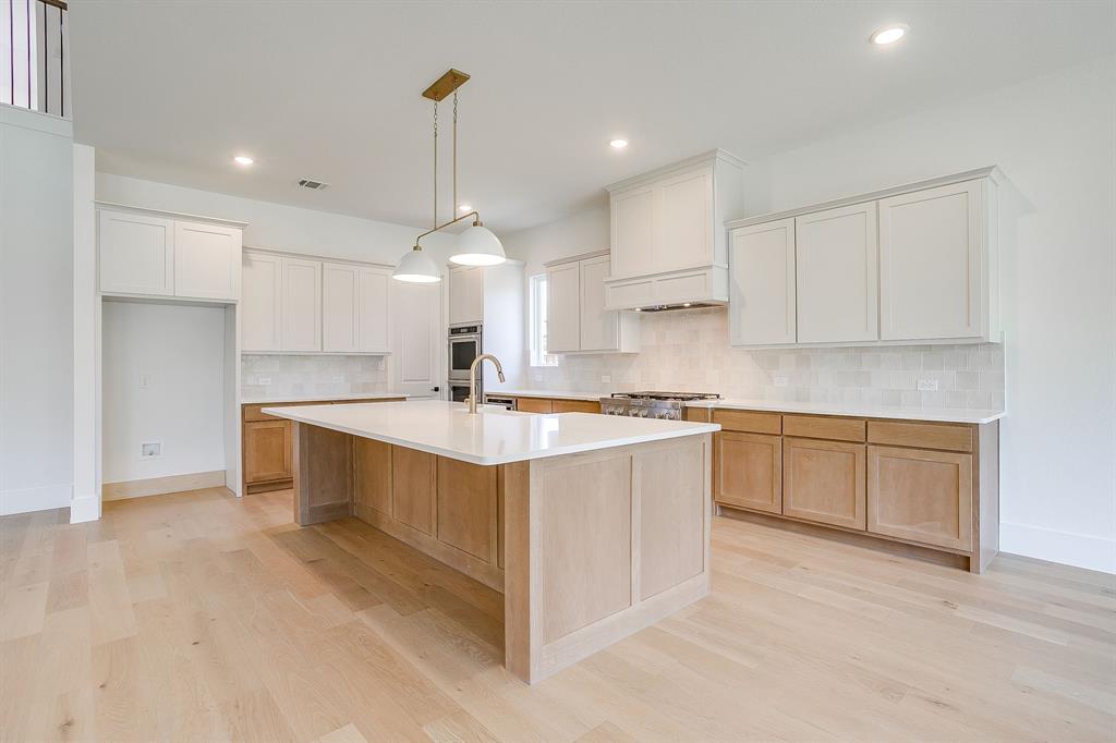 8504 Lacey Road