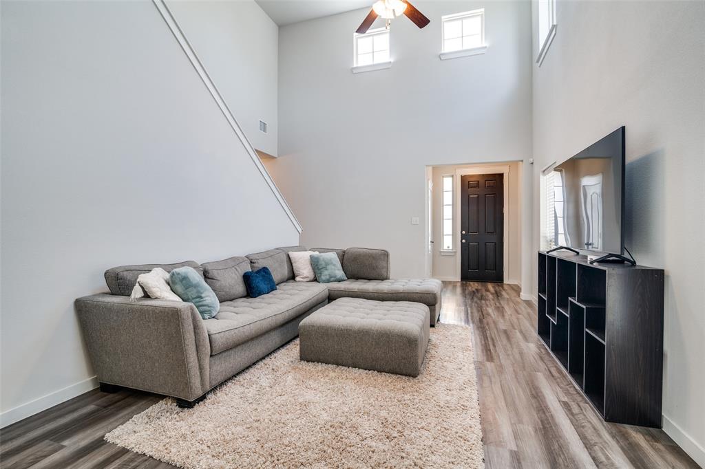 2807 Lenham Lane