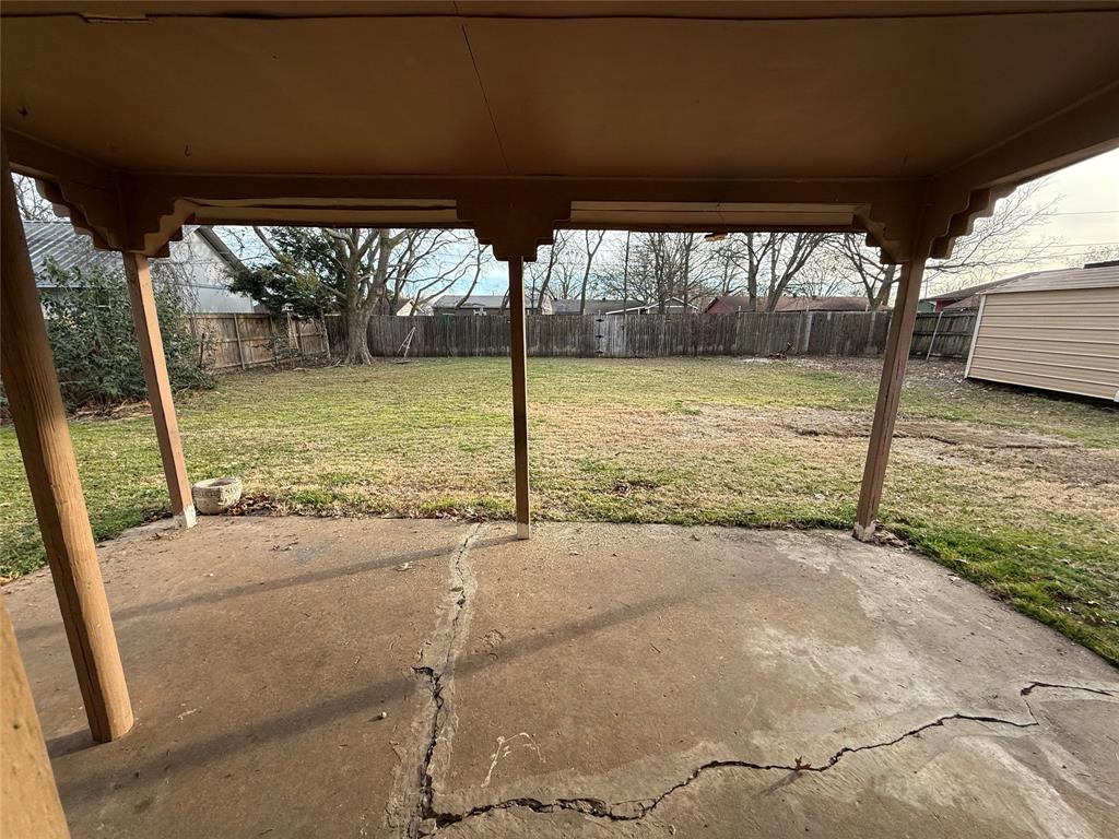 415 W Highland Drive