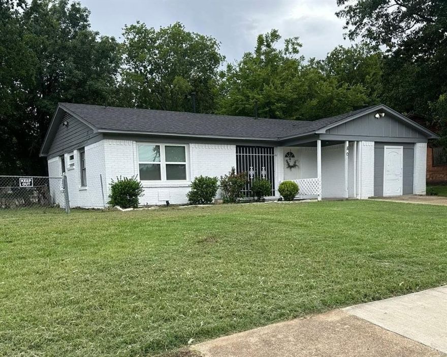 NEW ROOF. Nicely updated 4 bedroom, 2 full bath home on a corner lot! Several new things throughout from recently painted inside and out, recently installed blinds and ceiling fans. Updated PVC sewer lines! Updated bathrooms, updated vinyl floors and updated windows. Recently installed water heater. The garage has storage as well that can be accessed from the outside. Garage storage is 4x11. Come see this home!
