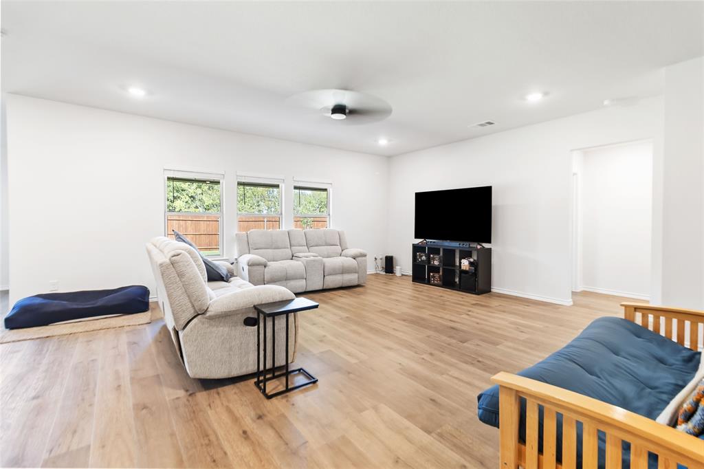 Stonehaven Ests Ph 1 - Residential Lease