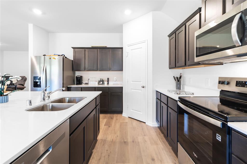 Stonehaven Ests Ph 1 - Residential Lease