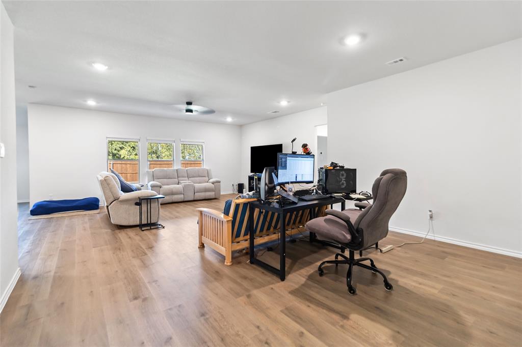 Stonehaven Ests Ph 1 - Residential Lease