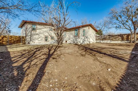 A home in Jacksboro