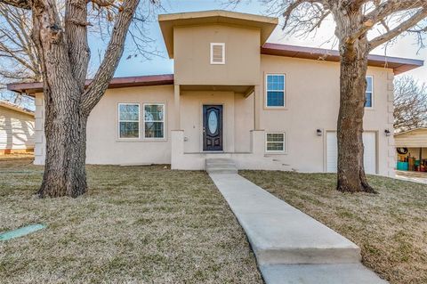 A home in Jacksboro