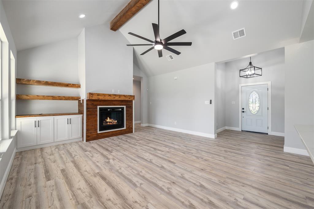 1009 Don Eve Court