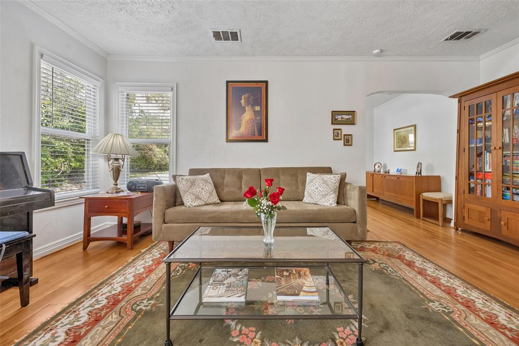 Hollywood - Residential