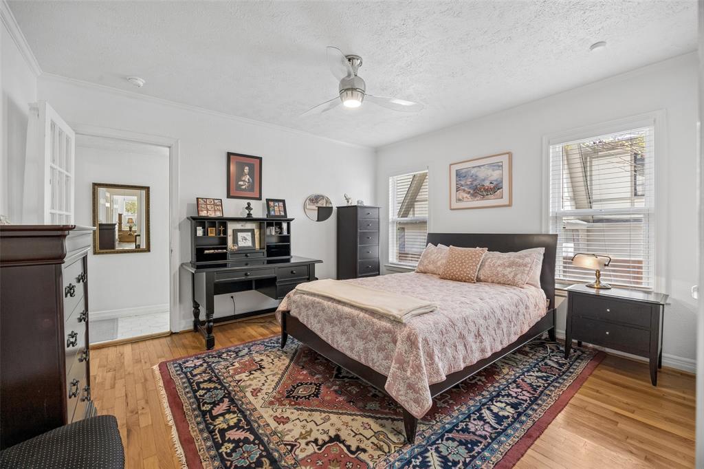 Hollywood - Residential