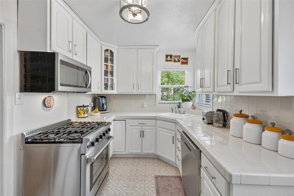 Hollywood - Residential