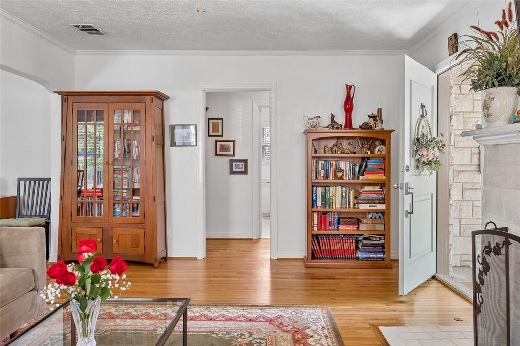 Hollywood - Residential