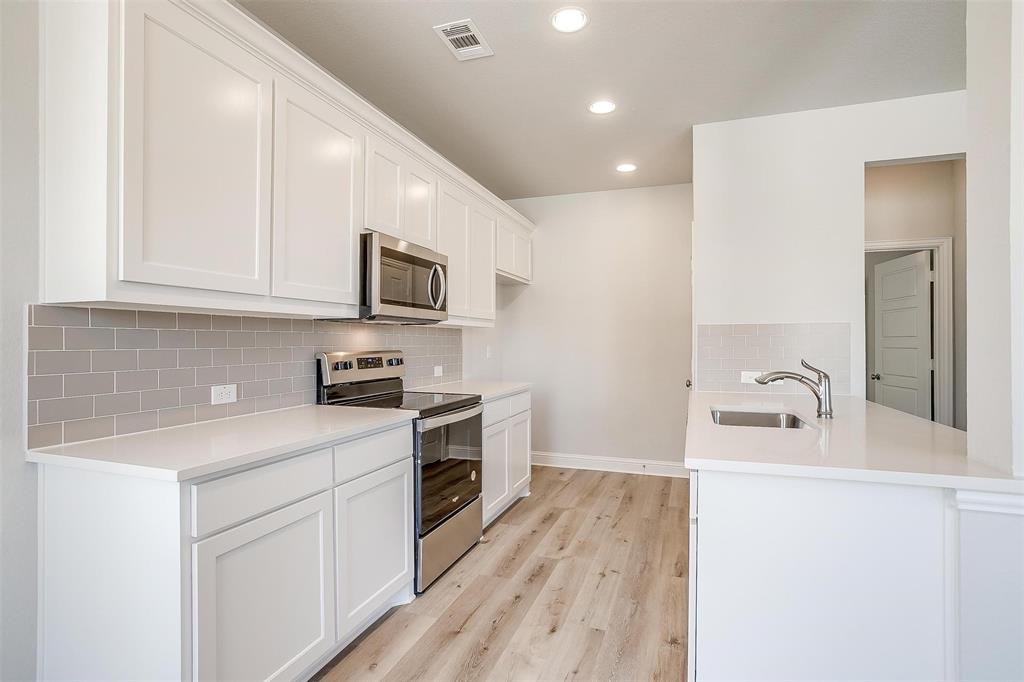 Photo 18 of 40 of 6837 Joelene Rae Drive townhome