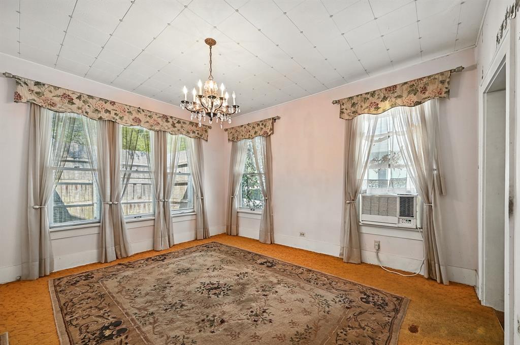 Kessler Square - Residential