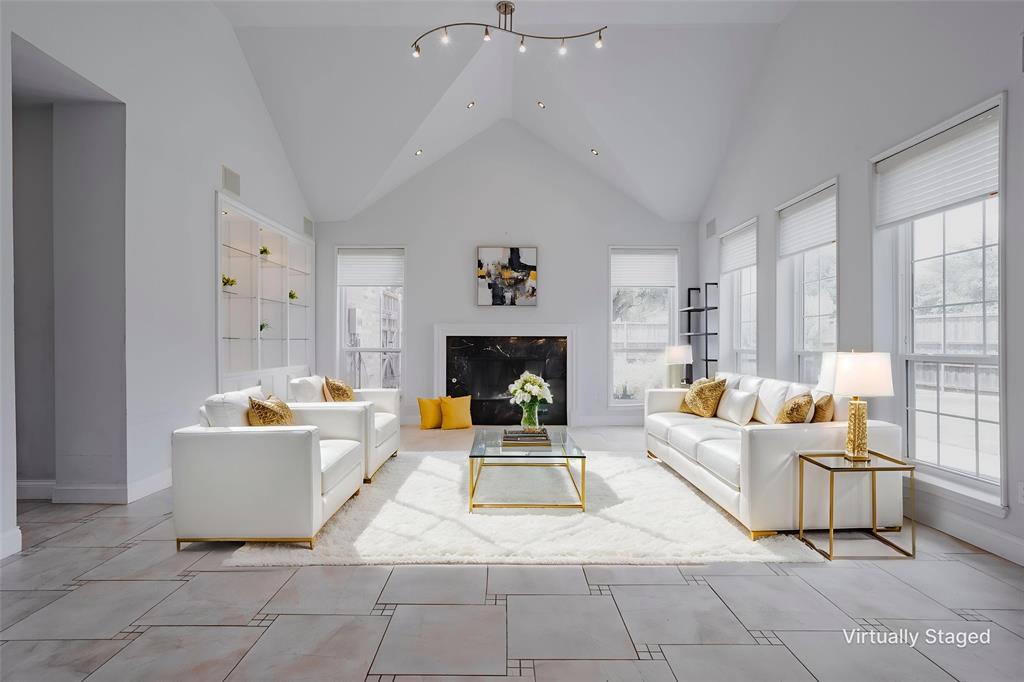 3915 Compton Drive
