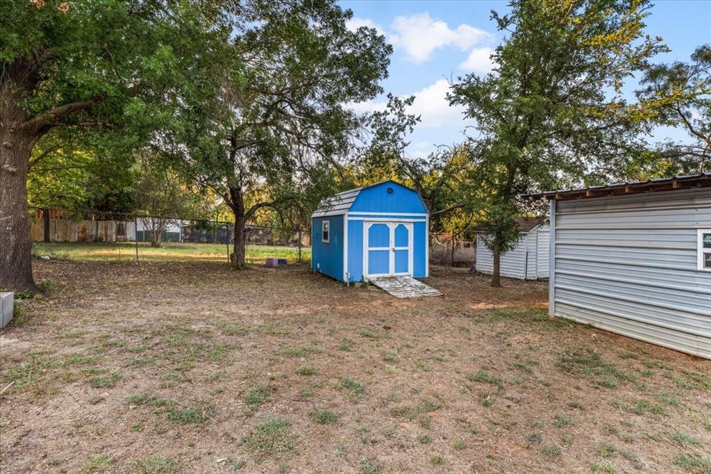 Lake Country Acres - Residential