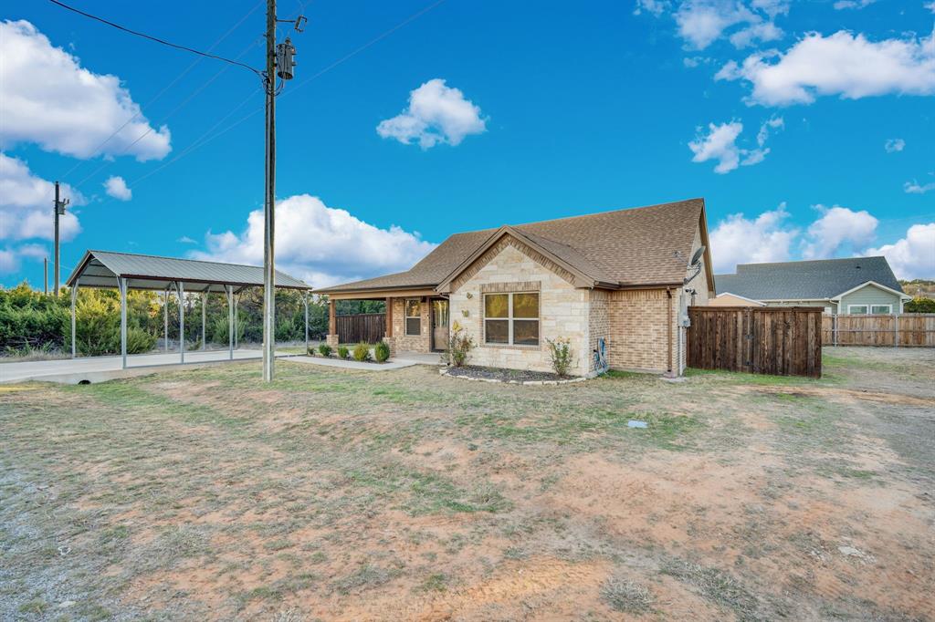 2224 Woodcrest Trail