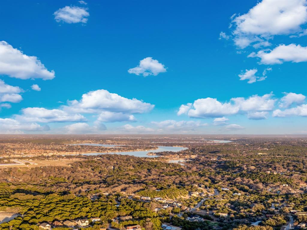 2224 Woodcrest Trail