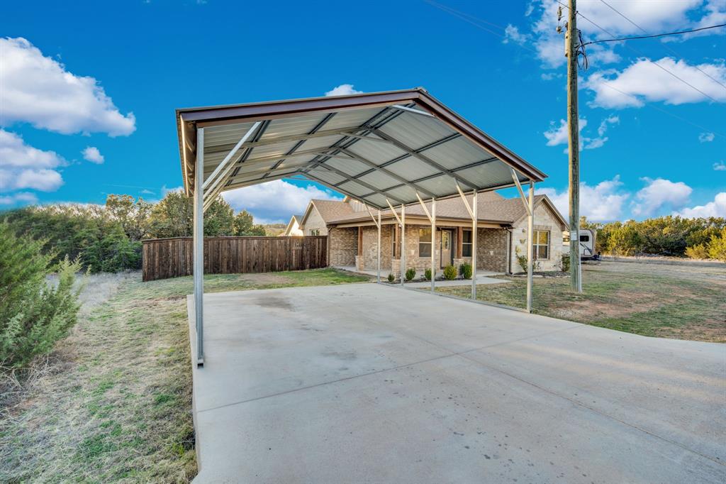 2224 Woodcrest Trail