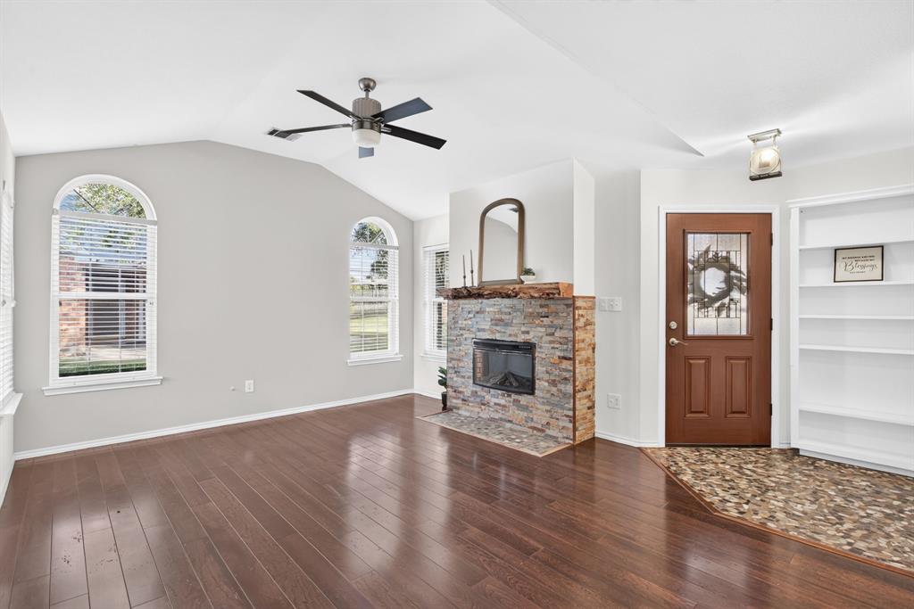 6123 Welden Court