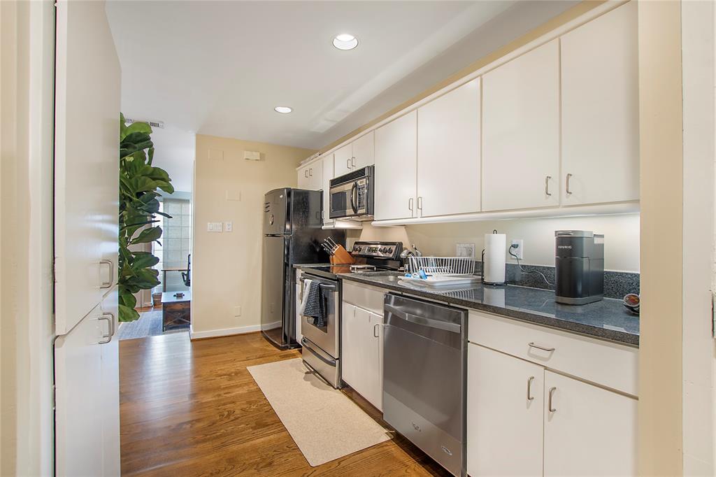 Buena Vista Street Condo 4241 - Residential Lease