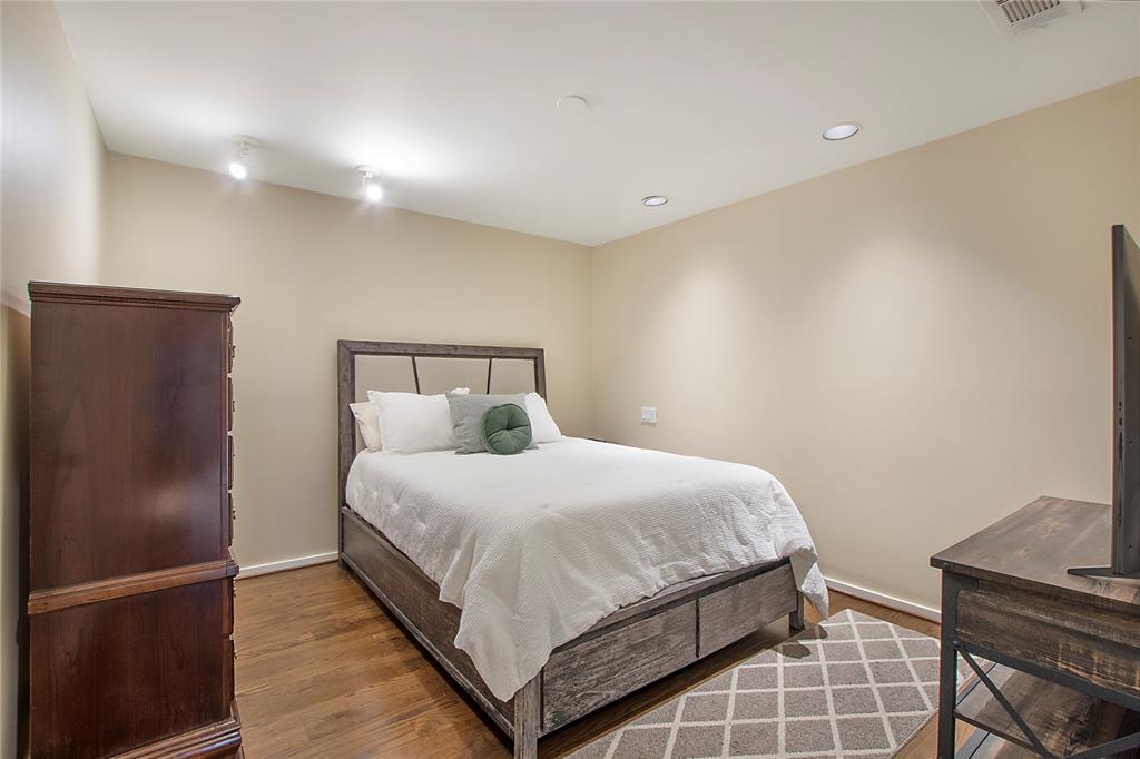 Buena Vista Street Condo 4241 - Residential Lease