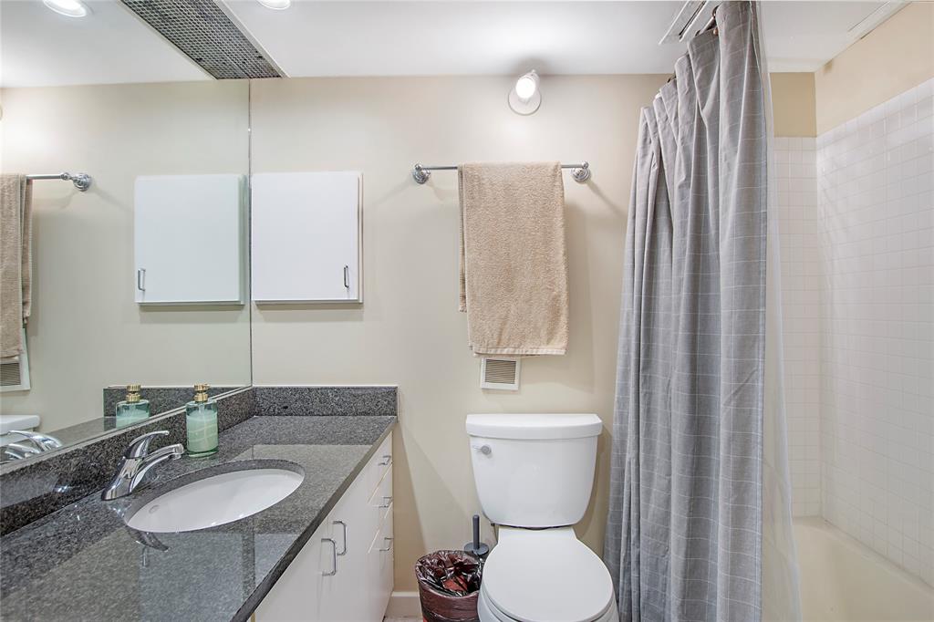 Buena Vista Street Condo 4241 - Residential Lease