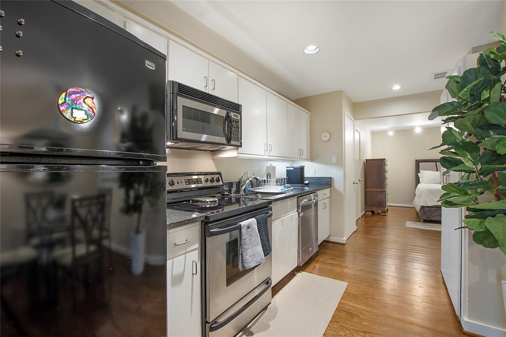 Buena Vista Street Condo 4241 - Residential Lease