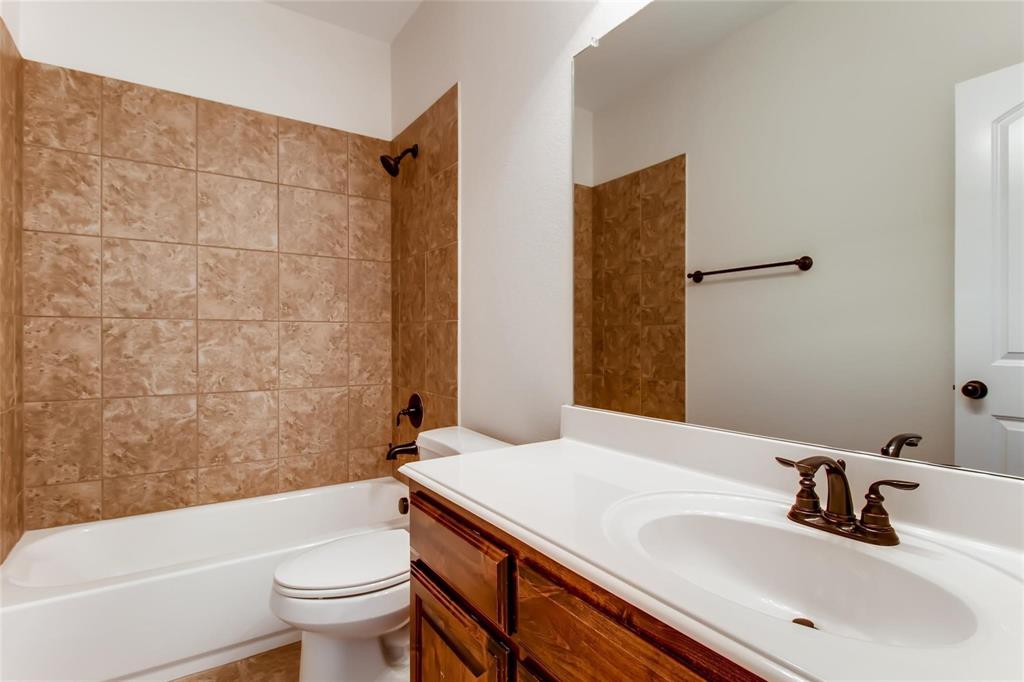 Pecan Ridge Estates Ph Two - Residential Lease