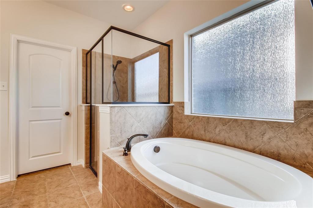 Pecan Ridge Estates Ph Two - Residential Lease