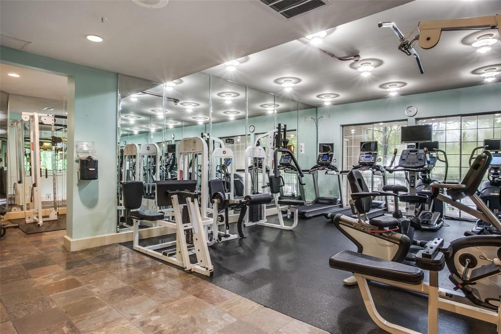 3225 Turtle Creek Boulevard 1229