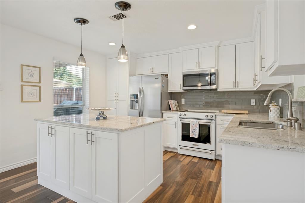 6509 E Lovers Lane