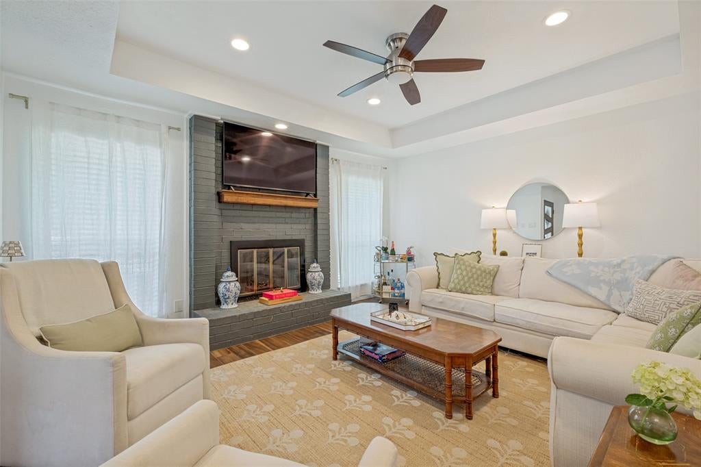 6509 E Lovers Lane