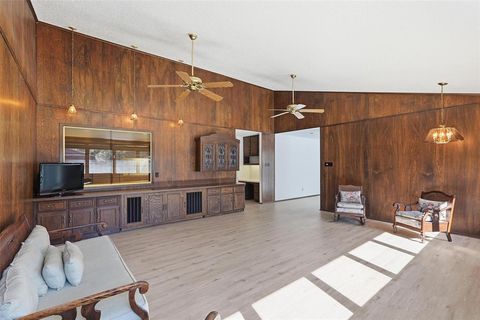 Tiny photo for 112 Virginia Lane, Arlington, TX 76010 (MLS # 21089868)