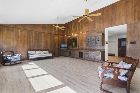 Tiny photo for 112 Virginia Lane, Arlington, TX 76010 (MLS # 21089868)