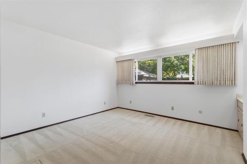 Tiny photo for 112 Virginia Lane, Arlington, TX 76010 (MLS # 21089868)