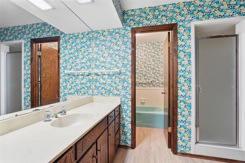 Tiny photo for 112 Virginia Lane, Arlington, TX 76010 (MLS # 21089868)