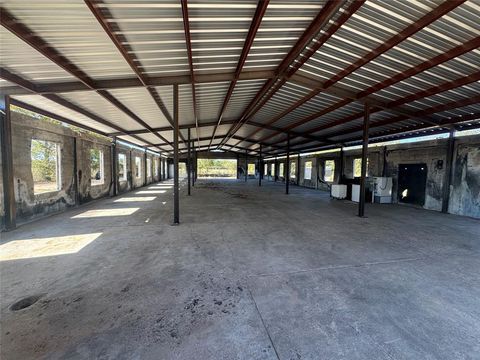 Photo of 1318 Prairie Avenue, Cleburne, TX 76033 (MLS # 21096240) Photo of 1318 Prairie Avenue, Cleburne, TX 76033 (MLS # 21096240)