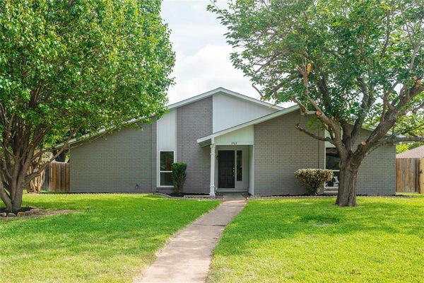 1903 ARVADA DR, RICHARDSON, TX 75081 - Image c332e8be3a815deee0543c8fb21f162d/2237264500