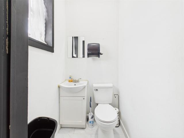 Westhyland Add - Commercial Sale