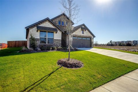 A home in Waxahachie