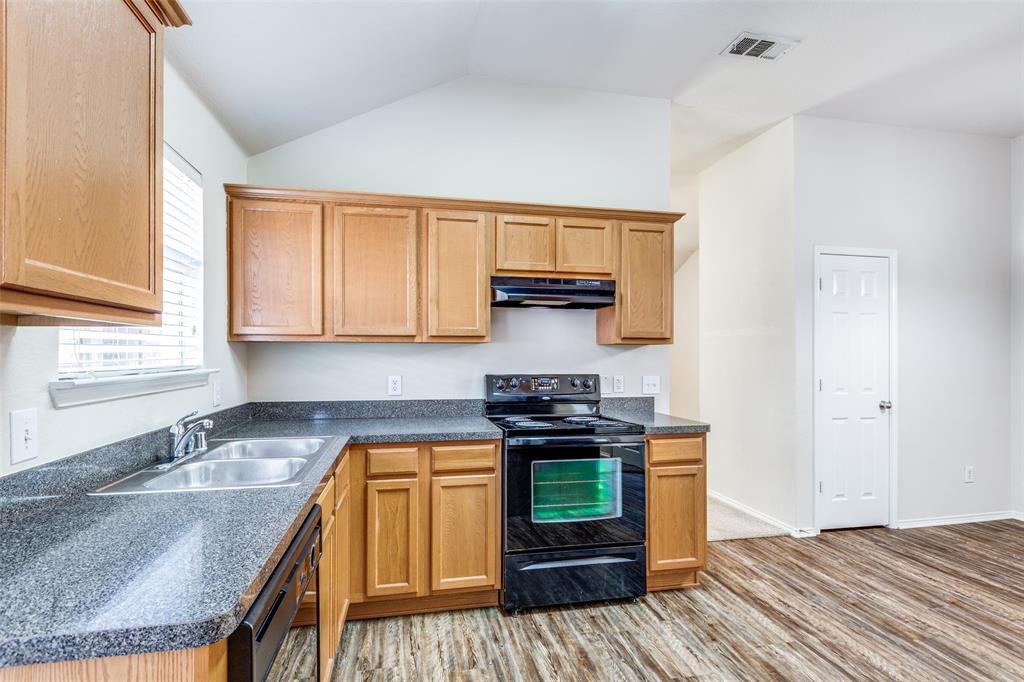 2028 Sunny Side Drive