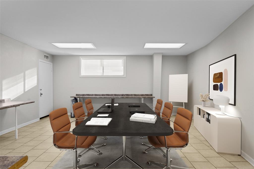 A1062 H WALL - Commercial Sale