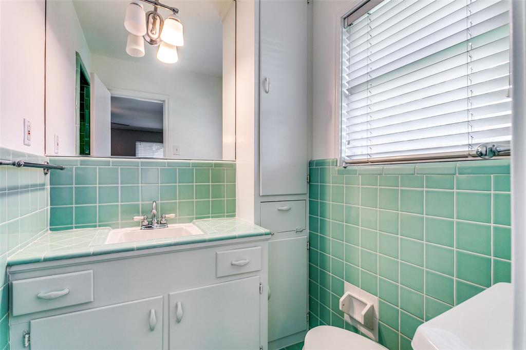 Caruth Terrace 05 - Residential Lease