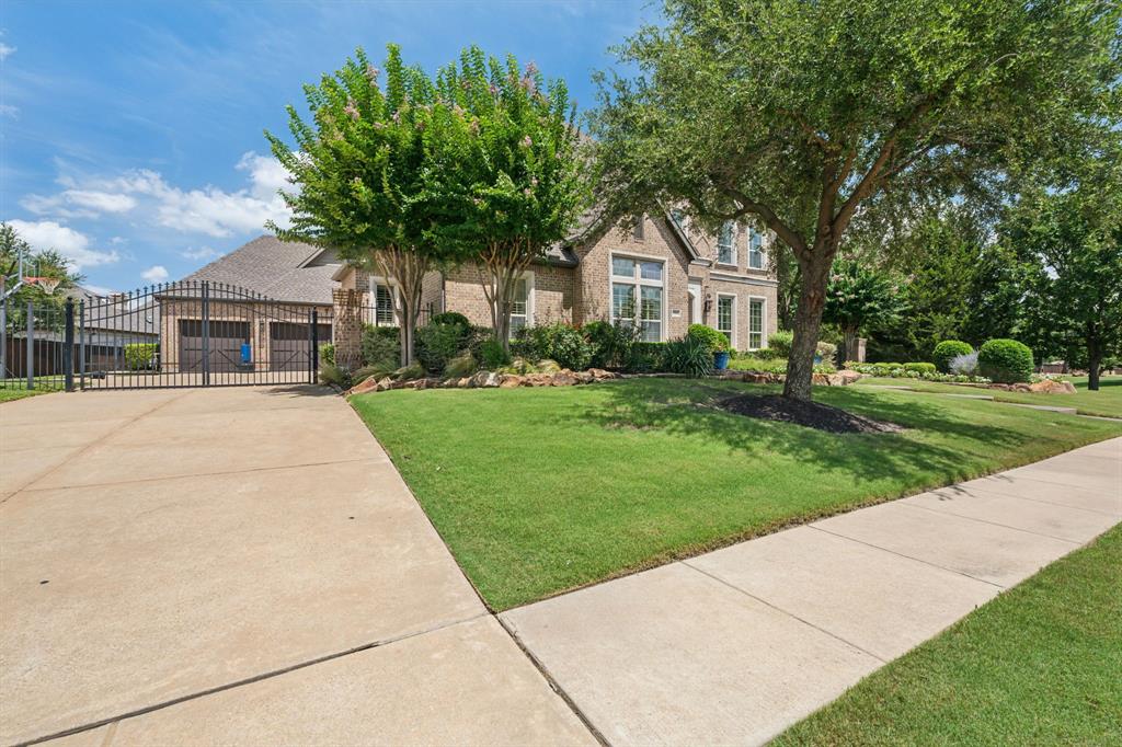 5803 Chalford Common