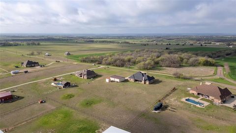 A home in Waxahachie