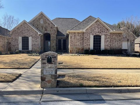 Photo of 8110 Silver Spur Drive, Arlington, TX 76001 (MLS # 21178856)